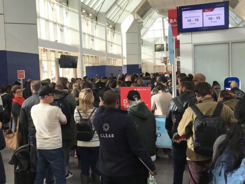 Told- og grænsebeskyttelsessystemer lukker lammer amerikanske lufthavne