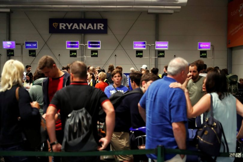 'Gagal sistem' Ryanair nggawe huru-hara menyang bandara utama ing saindenging Eropa