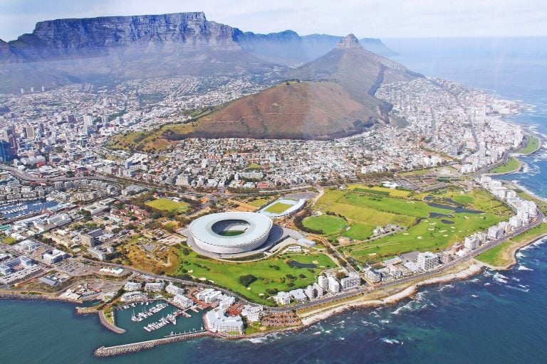 Кейптаун відбудеться в Південно-Африканській Республіці на щорічному Саміті миру як рішення насильства