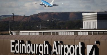 Die Flughäfen in Edinburgh und Glasgow sind in Großbritannien am besten erreichbar