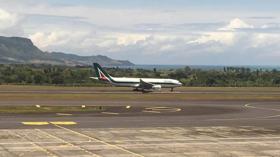 モーリシャスでアリタリア航空とオマルジー航空