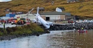 Lifofane tsa lifofane tsa Alaska Airlines: 2 e lemetse hampe