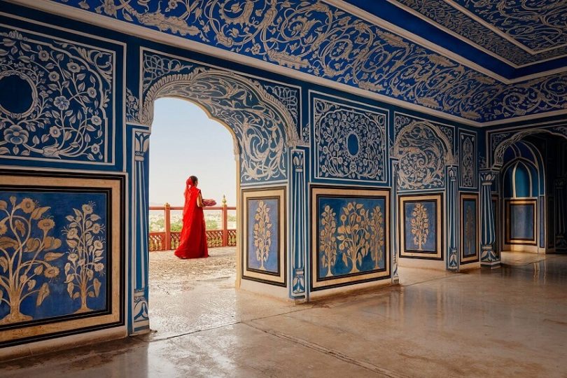 जयपुर के शाही परिवार ने अपने महल की सूची Airbnb पर क्यों बनाई?