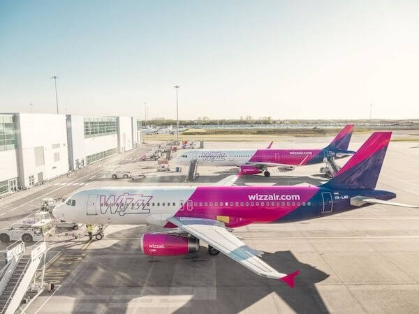 Maďarská společnost Wizz Air zahájí provoz extrémně nízkonákladové letecké společnosti v Abú Dhabí