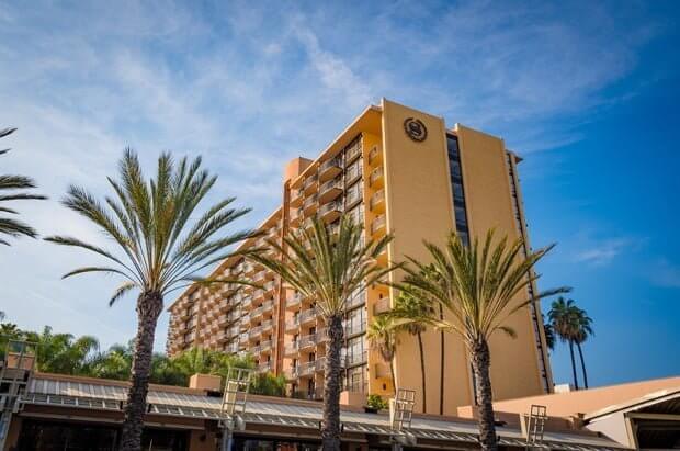 SHERATON PARK HOTEL AT THE ANAHEIM RESORT EMBARKS ON A NEW ERA WITH RECENT ACQUISITION