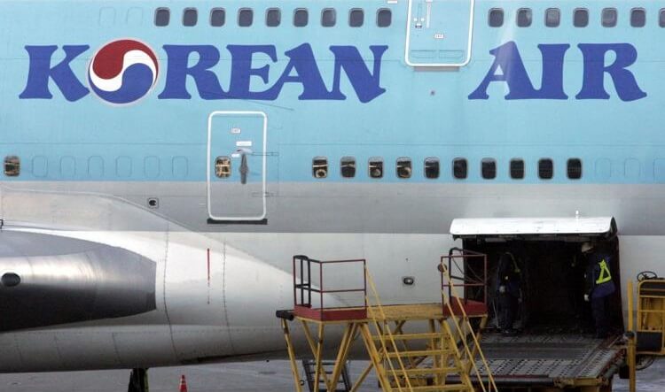 Las Vegas-bundin Korean Air flugvél flutti til LAX vegna hræðslu við kransveiruna