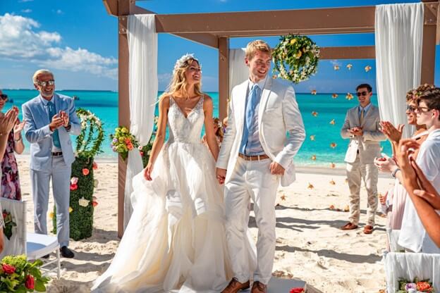 Why A Destination Wedding Can Save Money And Nerves