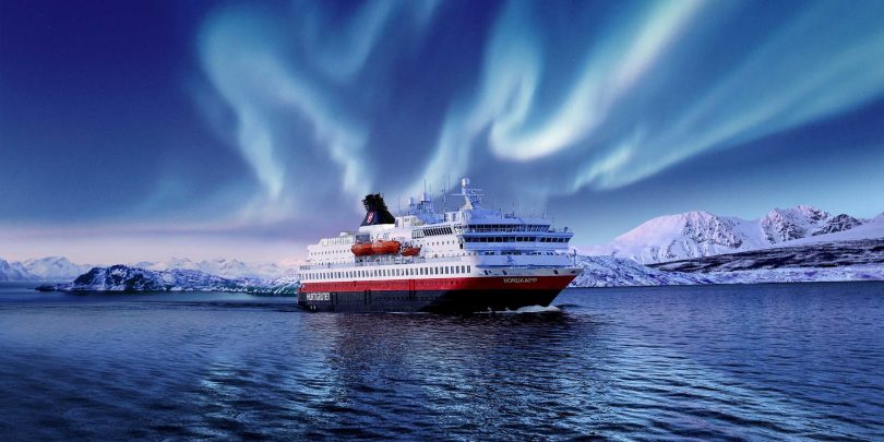 Safarka safarka Hurtigruten wuxuu kordhiyay hakinta howlaha