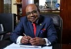 Ministeri Bartlett paahtaa 126 pariskuntaa Jamaikan matkailuneuvoston virtuaalikohde-hääseremoniassa