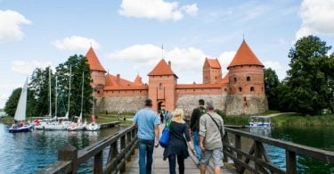 La Lituanie lève la règle d'auto-isolement pour les visiteurs de 24 pays