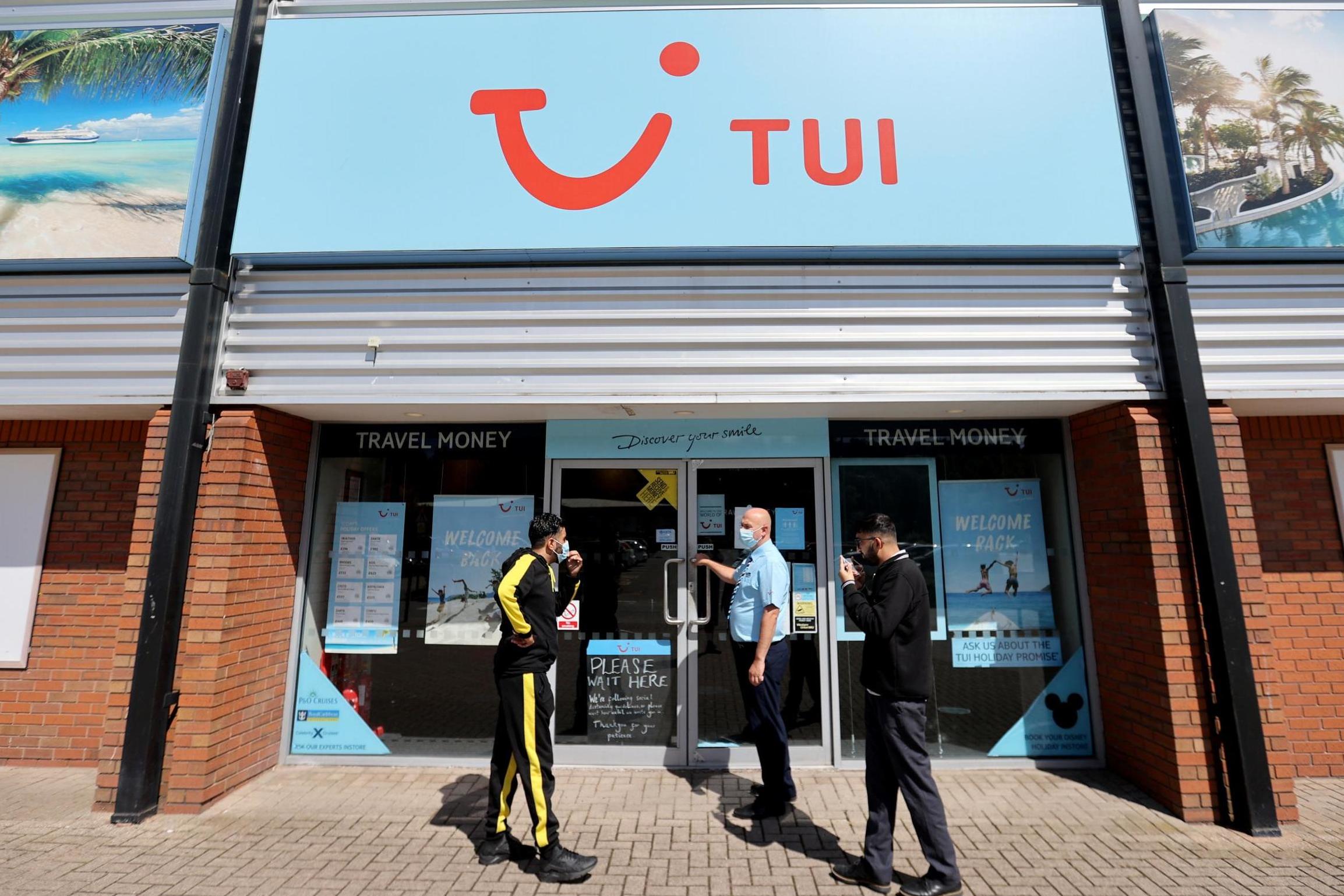 Международная выход. TUI Store интернет магазин.