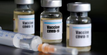 Obeta se test 3. faze cepljenja v ZAE in Rusiji