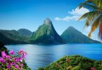 CDC mengurangkan penilaian COVID-19 Saint Lucia ke Tahap 1