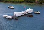 Zaprtje nacionalnega spominskega obeležja Pearl Harbor v skladu z izrednim redom guvernerja Havajev