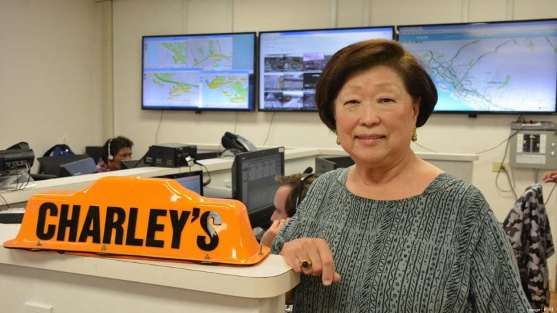 El caos governa Hawaii: el director general de Charley Taxi en tenia prou i parla