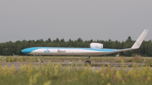 KLM ir „TU Delft“ pristato sėkmingą pirmąjį skrydį „Flying-V“
