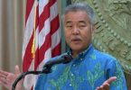 Governador do Havaí, Ige, declarando o turismo no Havaí aberto na quinta-feira