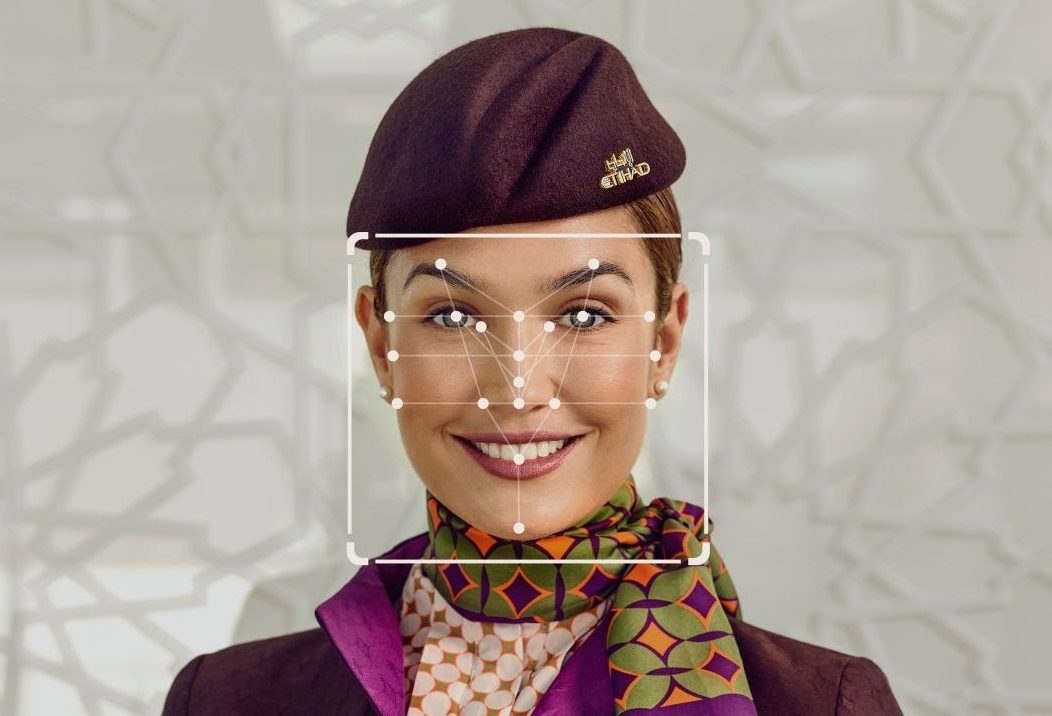 Этихад регистрация. Etihad стюардессы. Etihad Airways. Etihad Airways форма бортпроводников. Маша Коротченко Этихад.