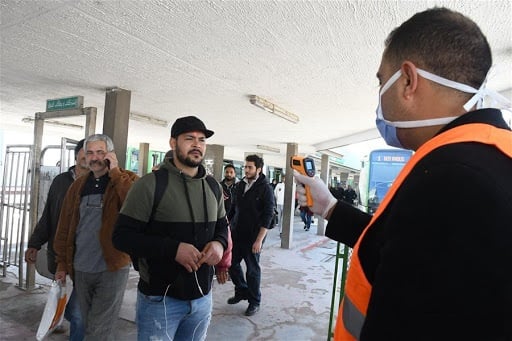 Tunesië stelt buitenlandse toeristen vrij van verplichte COVID-19-quarantaine