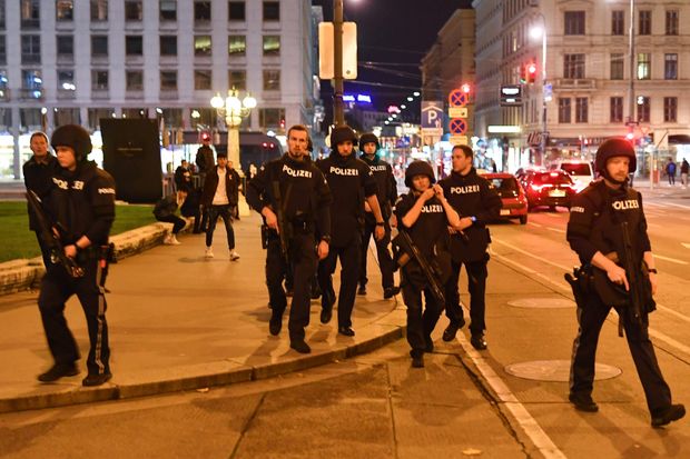 Bei dem islamistischen Terroranschlag in Wien wurden mehrere Menschen getötet, viele verletzt