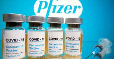 बहरीन और यूके का पहला COVID-19 टीकाकरण शुरू किया गया है
