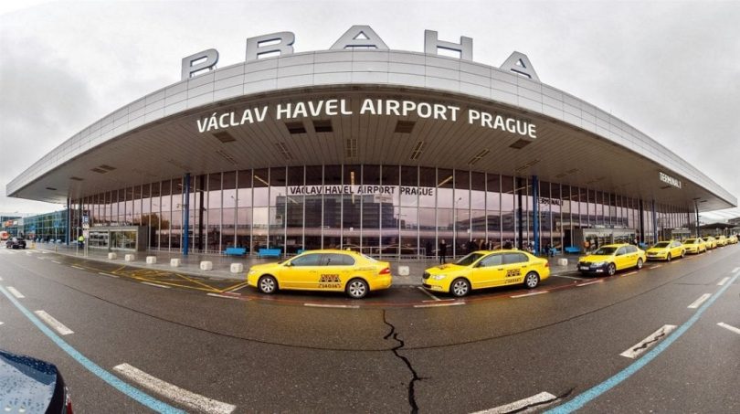 プラハ空港は3.7年に約2020万人の乗客を処理しました