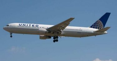 United Airlines anonse nouvo sèvis san rete ant Boston Logan ak London Heathrow