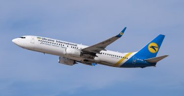 Ukraine International Airlines retoma voos para Baku, Azerbaijão