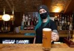 Предложената забрана за алкохол на COVID-19 предизвиква шум сред изгладнелите от кръчмите британци