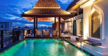 Thaiföld szállodáinak fele augusztusig leállhat