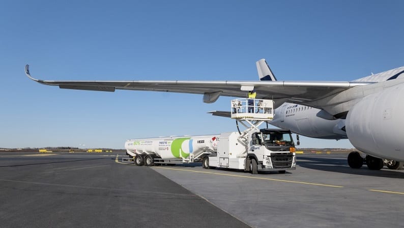 Одржливо гориво за авијација сега е достапно за авиокомпаниите на аеродромот во Келн Бон