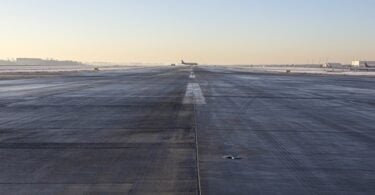 मॉस्को शेरेमेतियोवो एयरपोर्ट ने एयरफील्ड फुटपाथ नियंत्रण के लिए नया समाधान विकसित किया