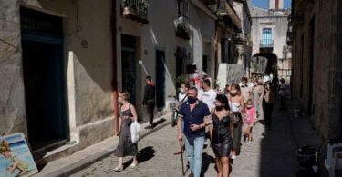 137 venäläistä turistia oli karanteenissa Kuubassa testattuaan positiivisen COVID-19: n