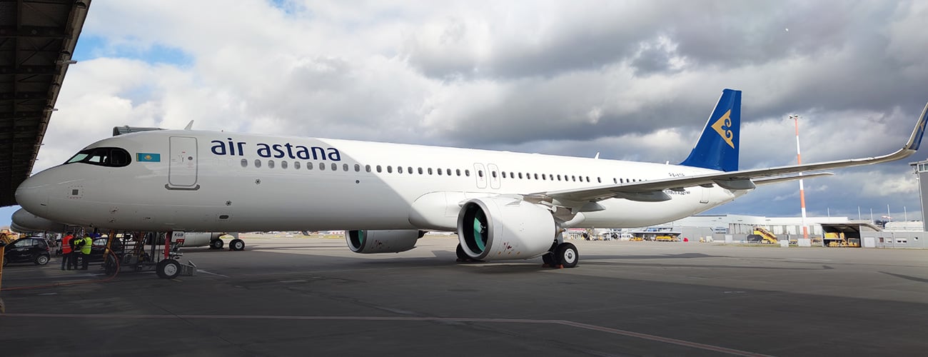 Airbus a321 LR Air Astana. Эйр Астана Авиапарк. 32q самолет Air Astana. Казахстан Эйр Авиапарк Bombardier.