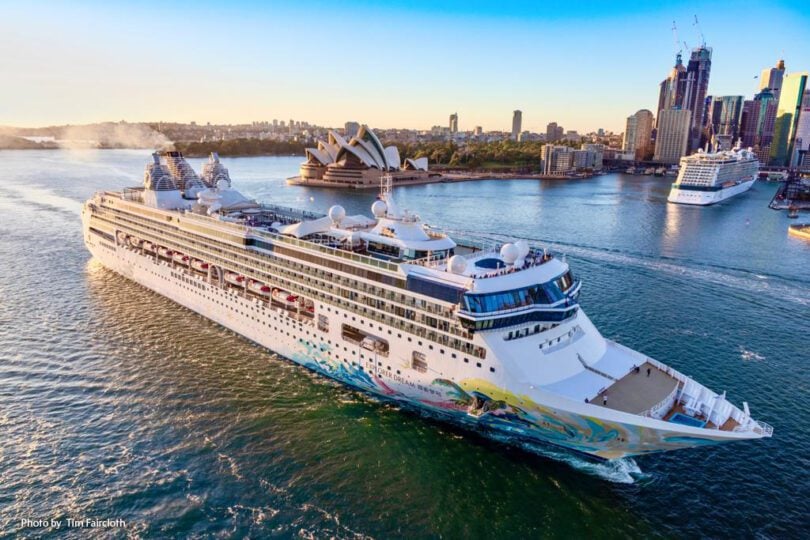 P&O Cruises Australia ncua ncua ntawm Sydney thiab Brisbane kev tawm mus