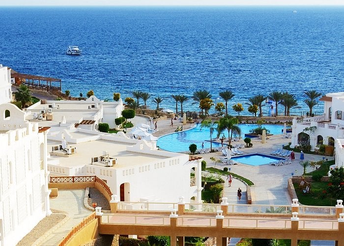 Sharm El-Sheikh, Luxor ati Cairo ofurufu lori Qatar Airways bayi