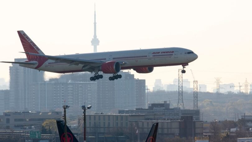 קנדה הודיעה על הארכת איסור טיסה מהודו