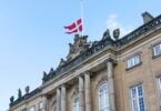 Dänemark schléisst all COVID-19 Restriktiounen no 548 Deeg Lockdown of