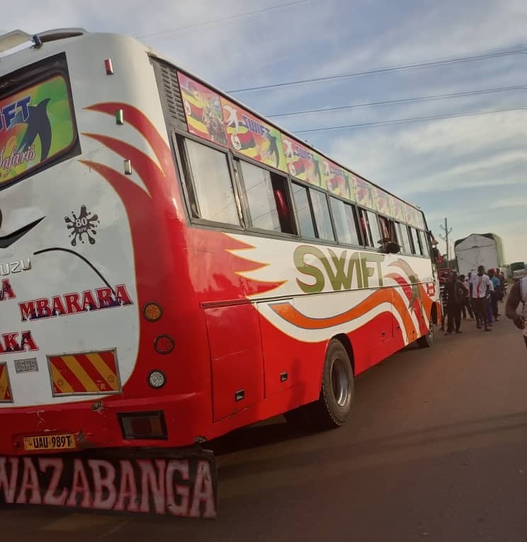 مقتل شخص وإصابة عدد في انفجار حافلة بأوغندا.