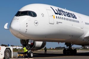 Lufthansa adds four new Airbus A350-900 jets to fleet