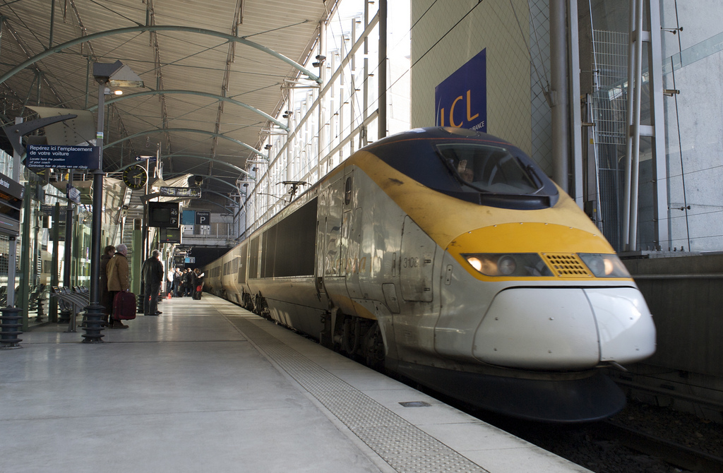 Do not wear 'wrong mask' on the Eurostar train!