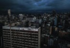 O Líbano fica escuro após a queda total de energia