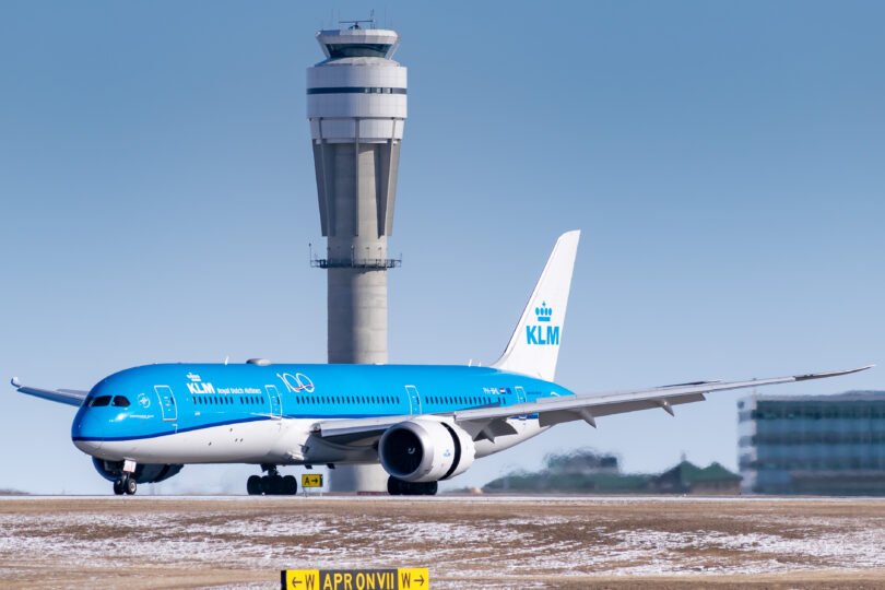 Ainult vaktsineeritud lend KLM: Amsterdam-Singapur