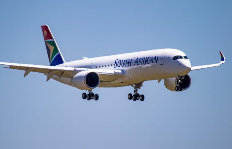 Penerbangan Johannesburg ka Lagos dina South African Airways ayeuna.