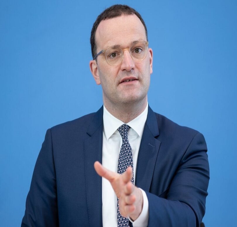 Minister: Varje tysk kommer att vaccineras, botas eller dö