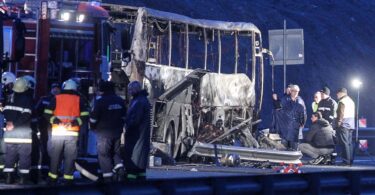 V nesreči turističnega avtobusa v Bolgariji umrlo 45 ljudi