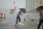 Четири лица загинаа, 19 се повредени во дивјачката бура во Истанбул