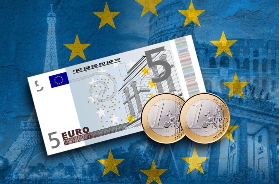 ब्रेक्सिट के बाद यूके के आगंतुकों को अब यूरोपीय संघ में प्रवेश करने के लिए €7 का भुगतान करना होगा