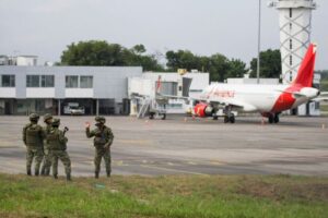 Terrorist attack: Two people killed in Colombian airport bombing