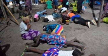 Almenaŭ 29 homoj mortigis en Liberia preĝa amasfuĝo